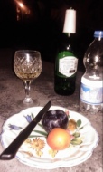 Serata con frutta e birra